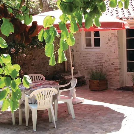 2 Bedroom Awesome In Talmont De St, Hilaire * Saint-Hilaire-de-Talmont
