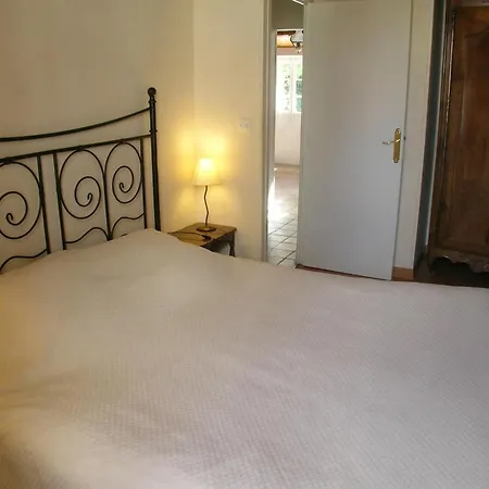 Holiday home 2 Bedroom Awesome In Talmont De St, Hilaire