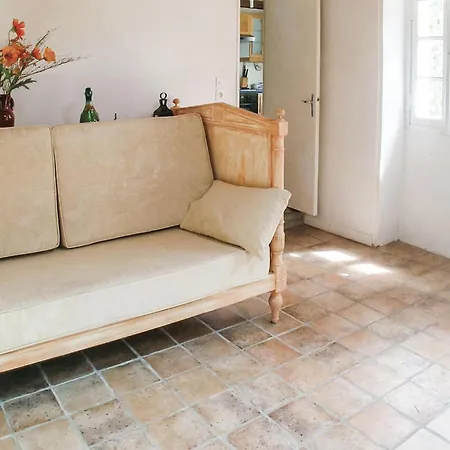 2 Bedroom Awesome In Talmont De St, Hilaire * Saint-Hilaire-de-Talmont